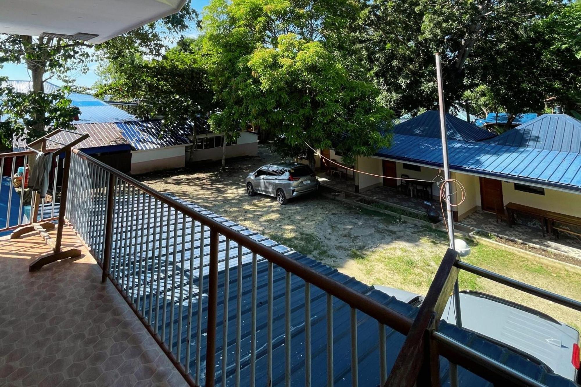 Durhan White Beach Resort Powered By Cocotel Tabuelan Exterior photo