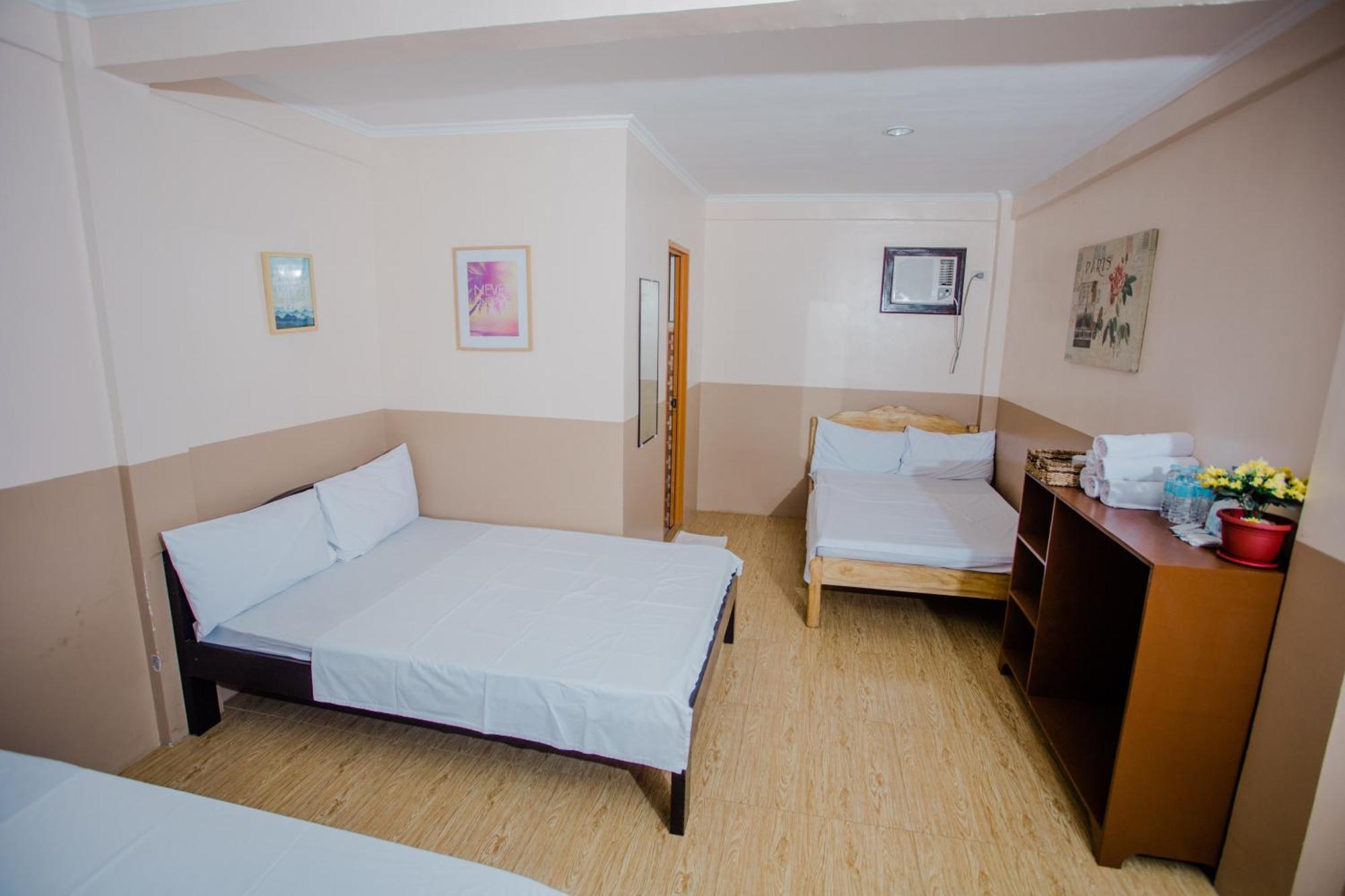 Durhan White Beach Resort Powered By Cocotel Tabuelan Exterior photo